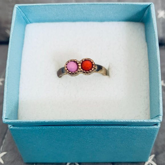 4 Gold & Coral Rings - Picture 2 of 6